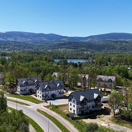 Apartamenty Maxa Czornyja Еленя-Гура Экстерьер фото