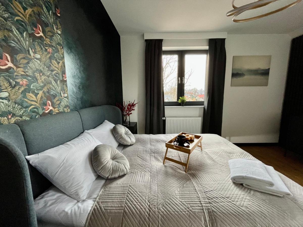 Apartamenty Maxa Czornyja Еленя-Гура Экстерьер фото