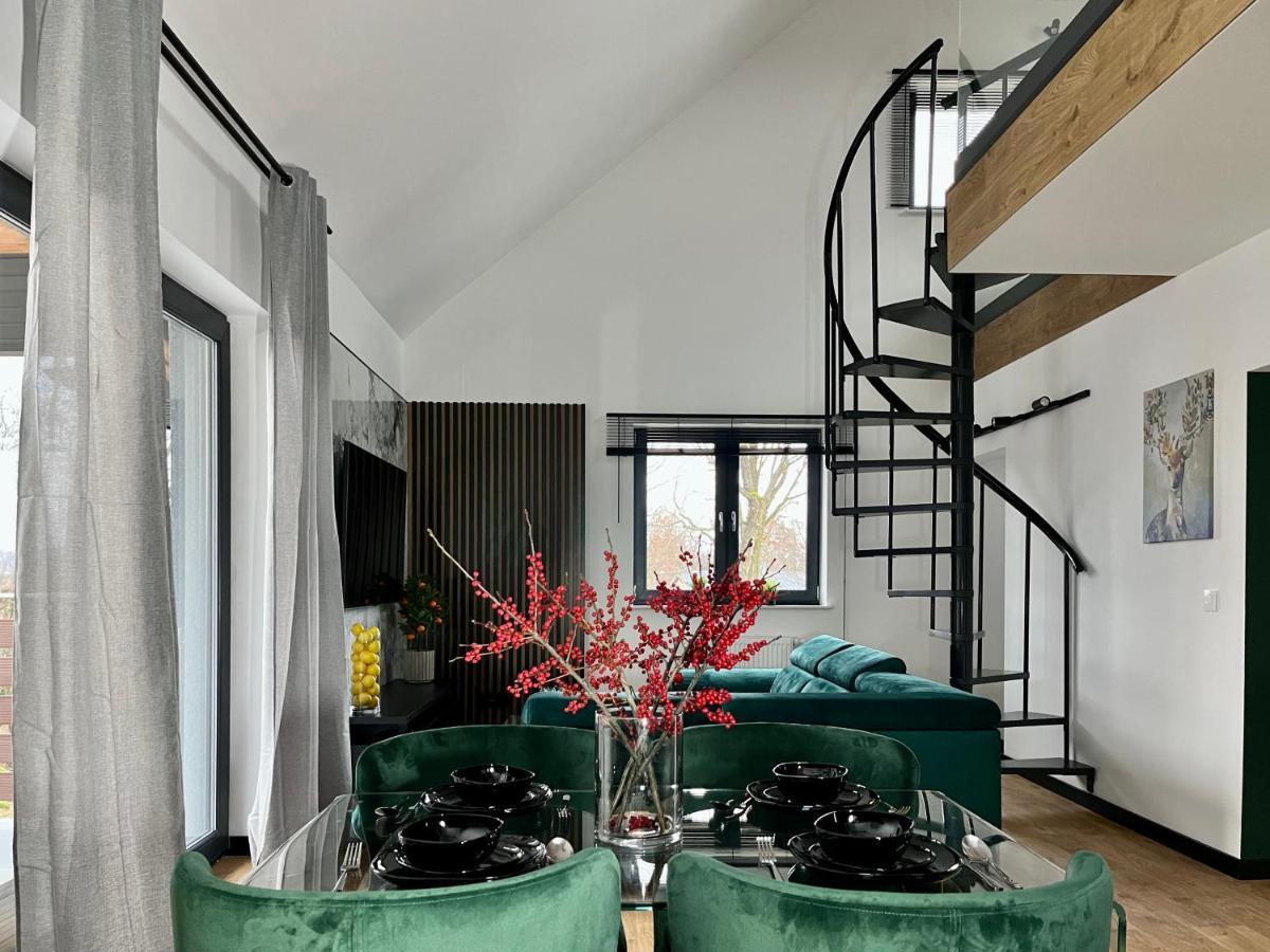 Apartamenty Maxa Czornyja Еленя-Гура Экстерьер фото