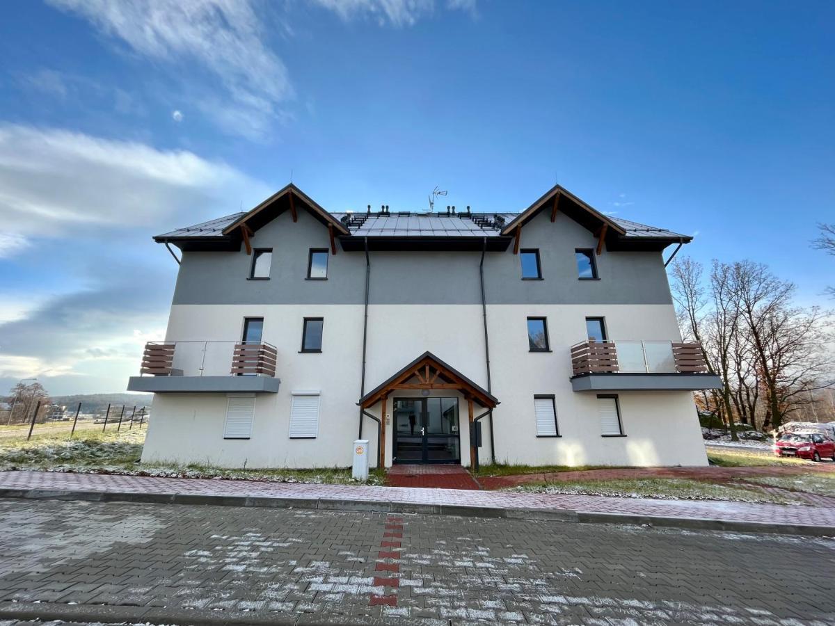 Apartamenty Maxa Czornyja Еленя-Гура Экстерьер фото