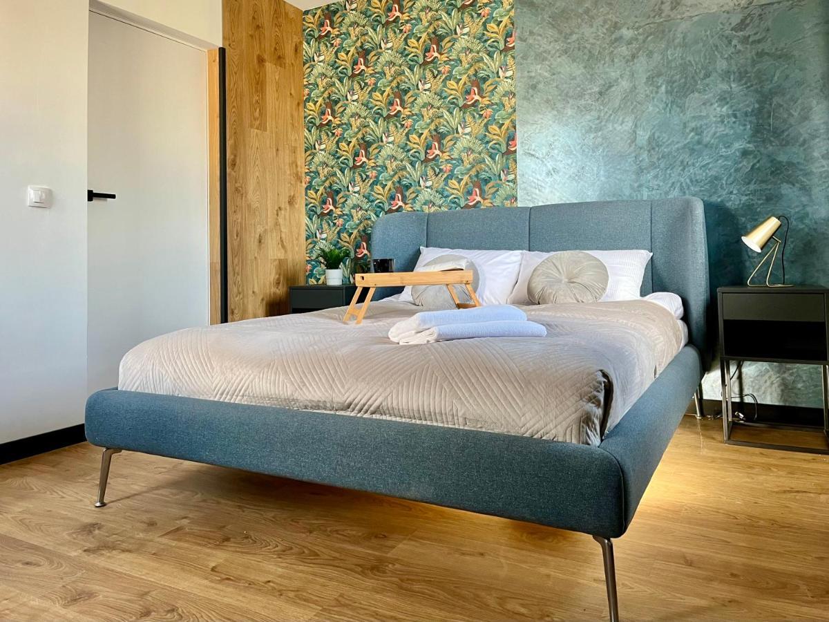 Apartamenty Maxa Czornyja Еленя-Гура Экстерьер фото